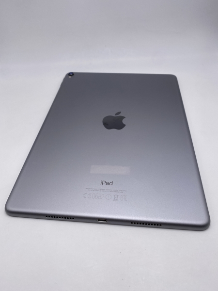 iPad Pro, 10,5'', 64GB, WIFI, spacegrey (ID: F6J28K), Zustand "gut", Akku 85%